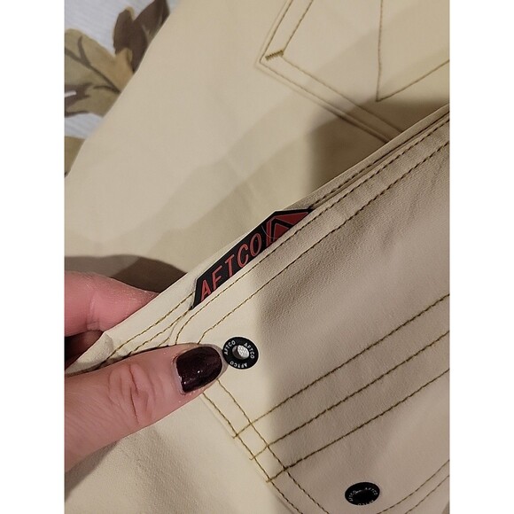 Aftco M80 Stealth Fishing/Boating Shorts Stone Biege Men's Size 38x10 Outdoors - Picture 8 of 8